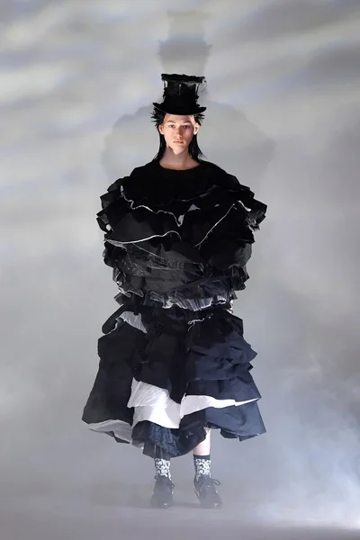Look 14